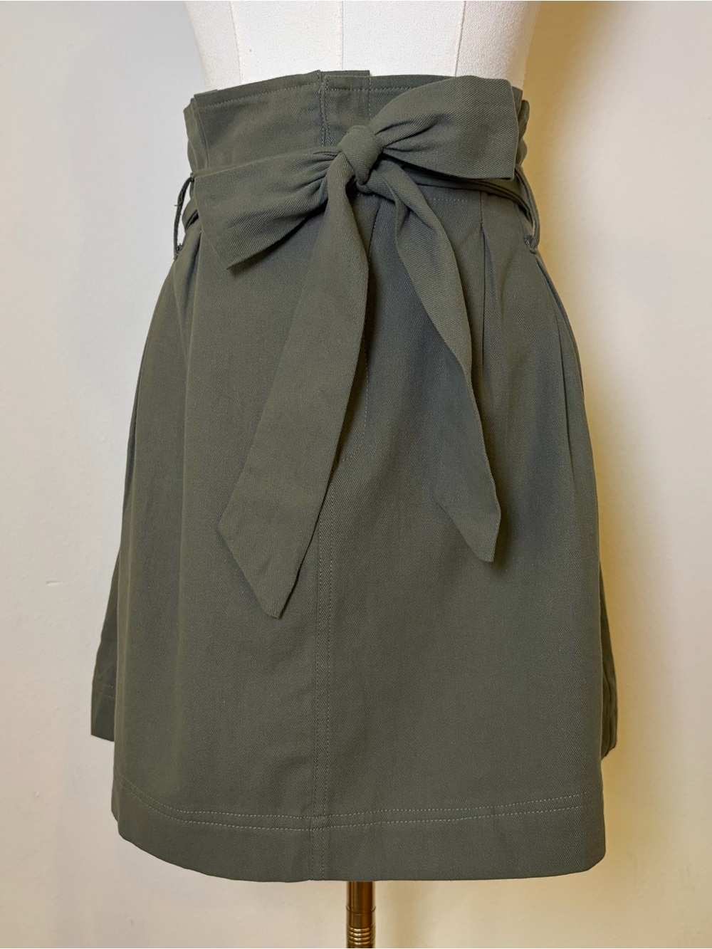 Very J Khaki High-Waisted Mini Skirt NWT Size L